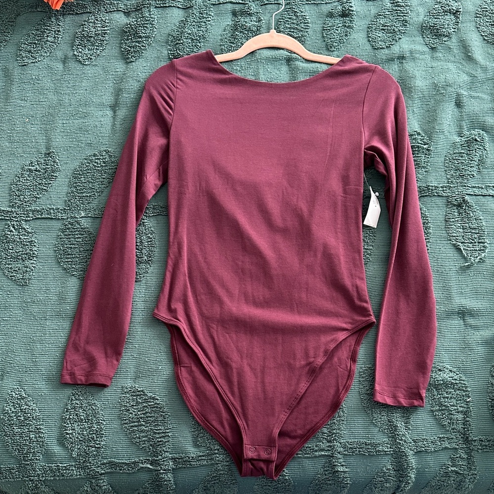NWT Old Navy low back bodysuit medium